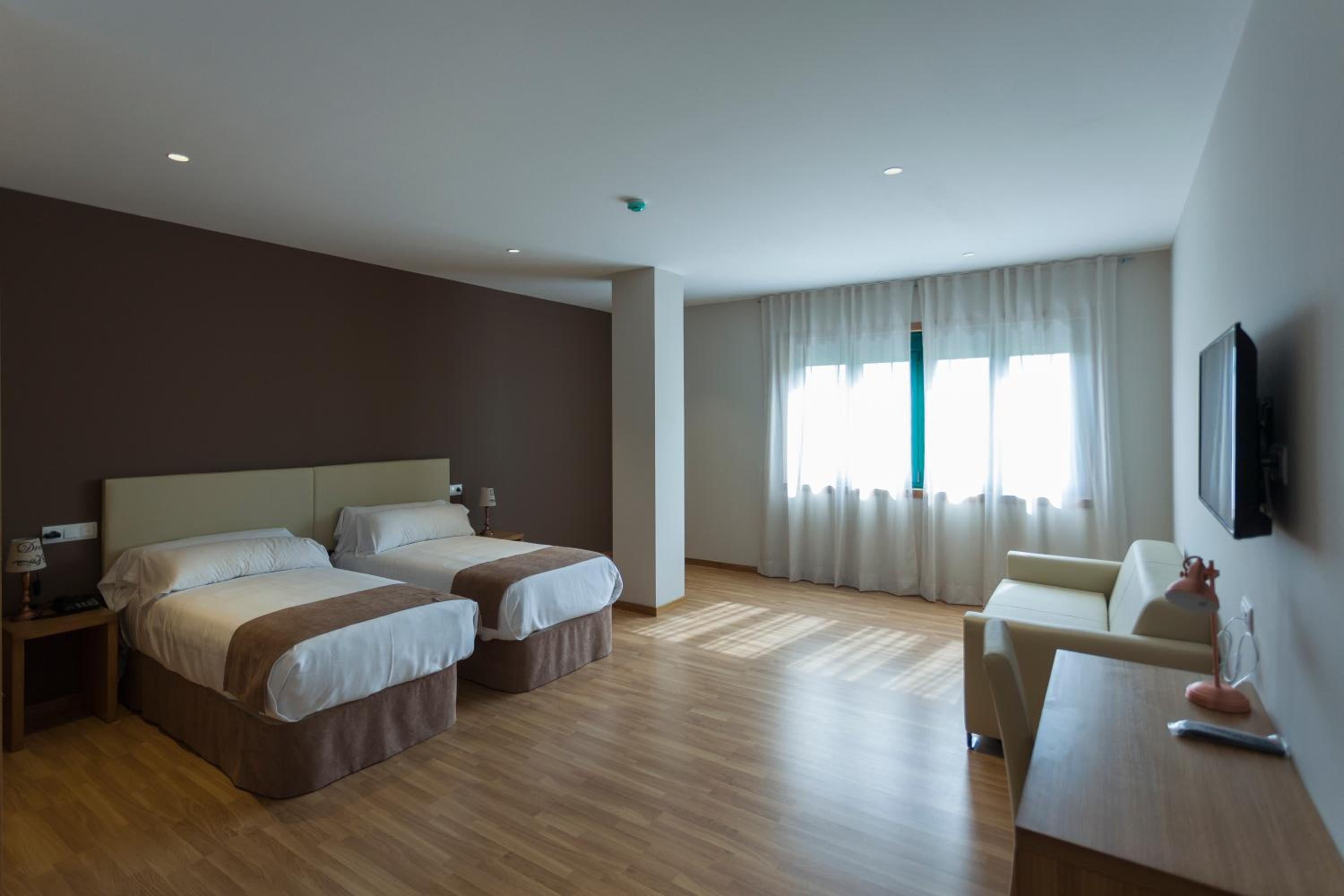 Hotel A Roldana 8/32