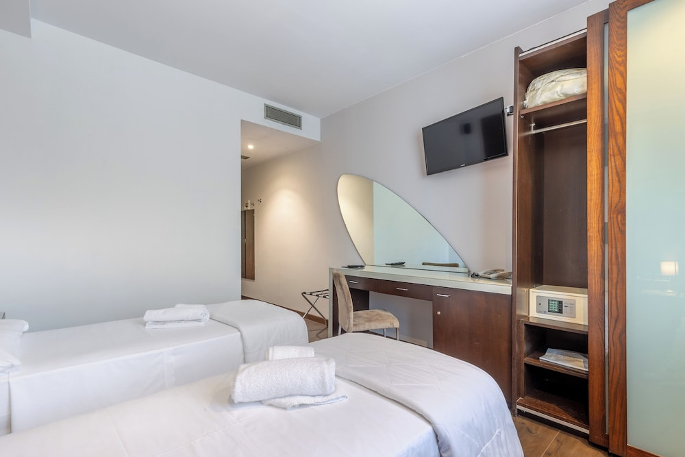 STANDARD, TWIN BEDS