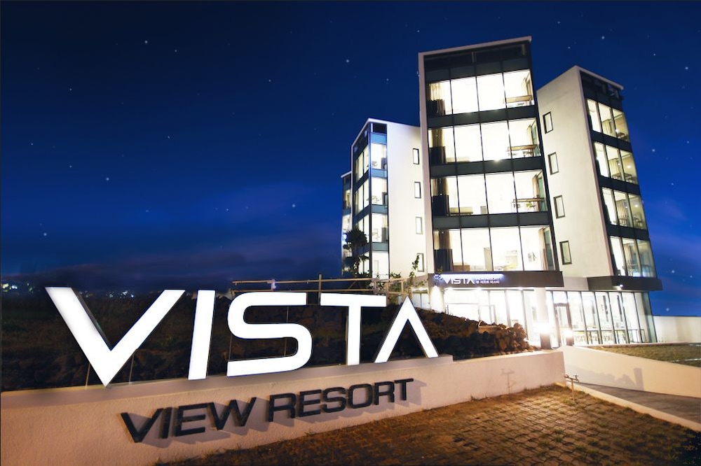 Vista View Resort 3/50