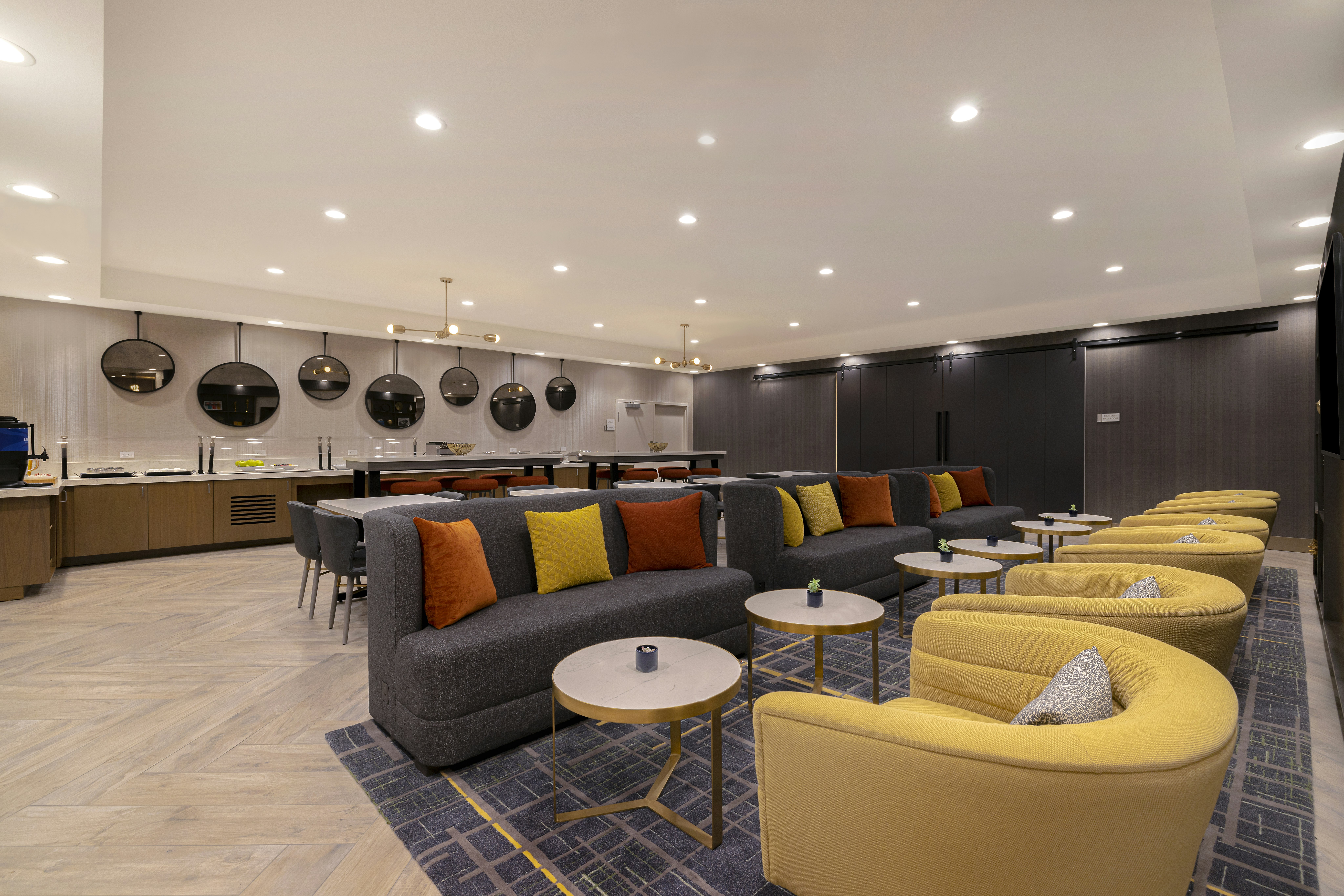 DoubleTree by Hilton Palmdale 50/75