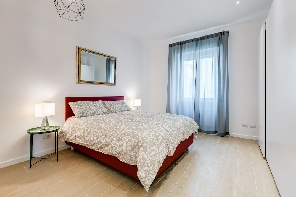 Lovely 3 rooms apartment close Trastevere Station 2/25