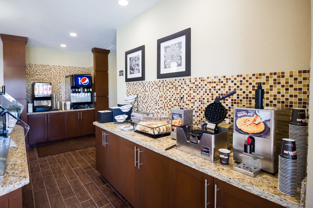 Staybridge Suites Plano Frisco 54/78