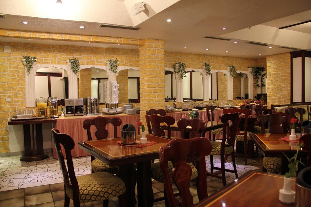 Hotel Wali 53/59