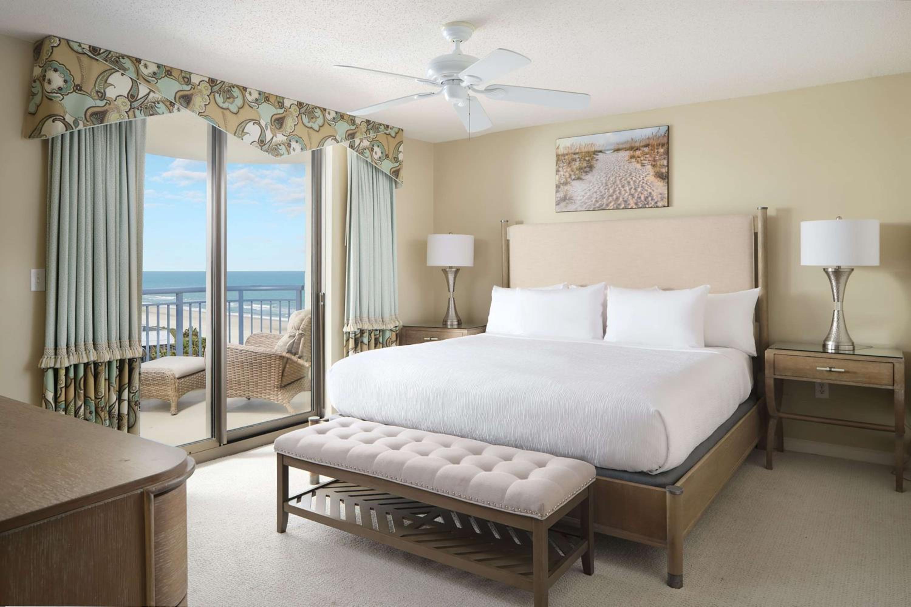 2 Bedrooms, Condo, Bright, Ocean View, Sofa