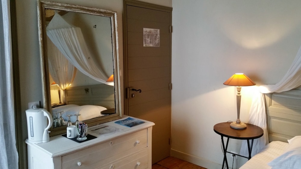 La Maison Douce 30/77