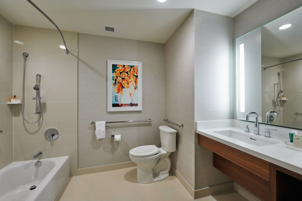 Hilton West Palm Beach 25/79