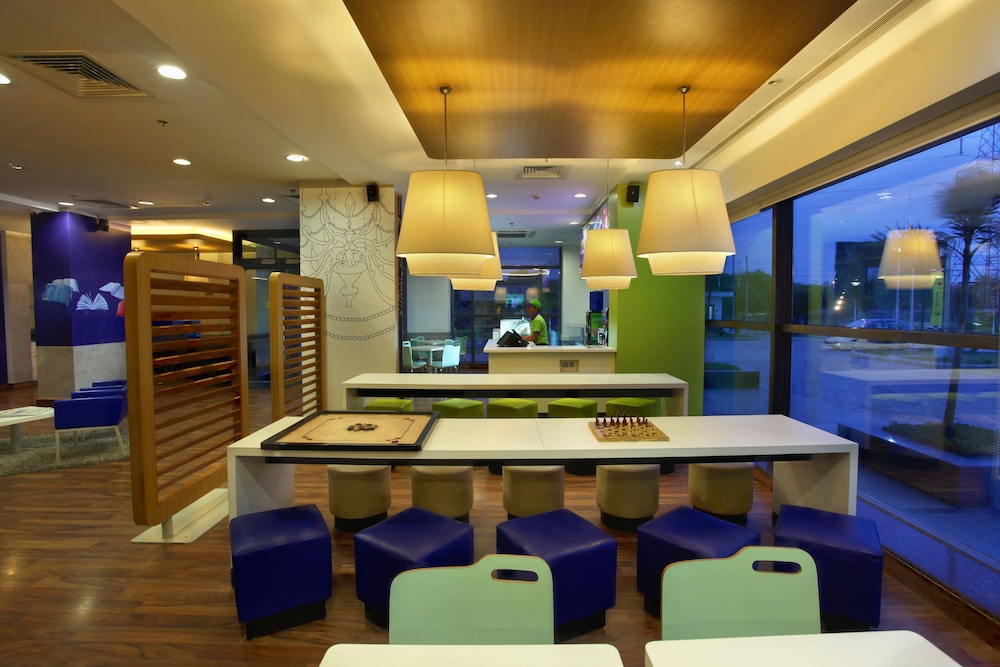 Hotel Caspia Pro 2/25