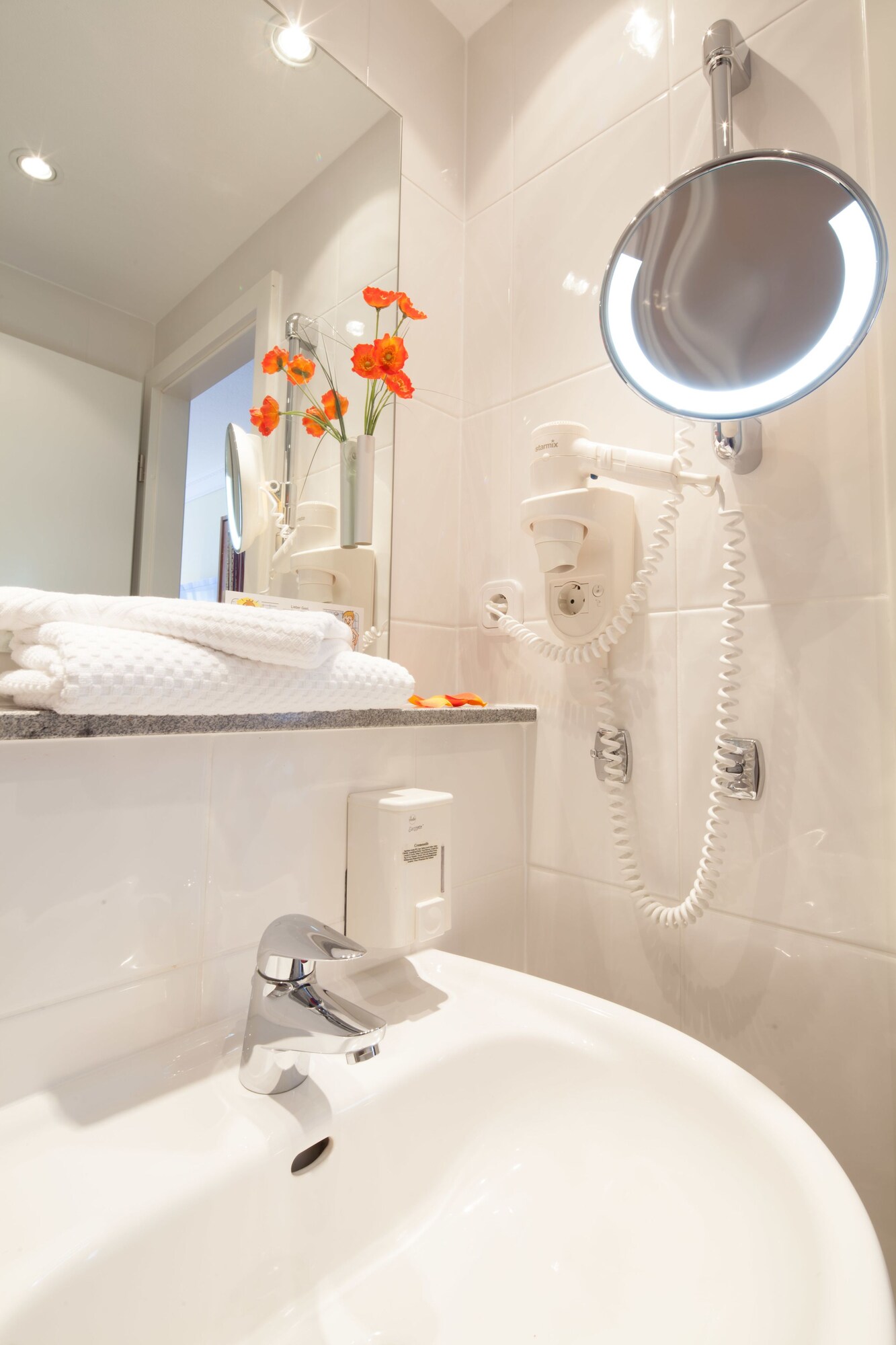 غرفة قياسية بسرير مزدوج بإطلالة على المدينة، Hotel Kastanienhof Berlin 8/8