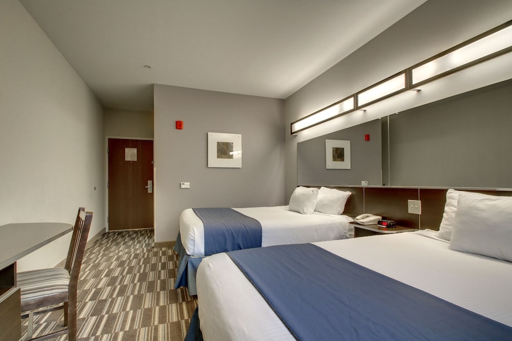 Microtel Inn & Suites Tuscaloosa Near University 5/30