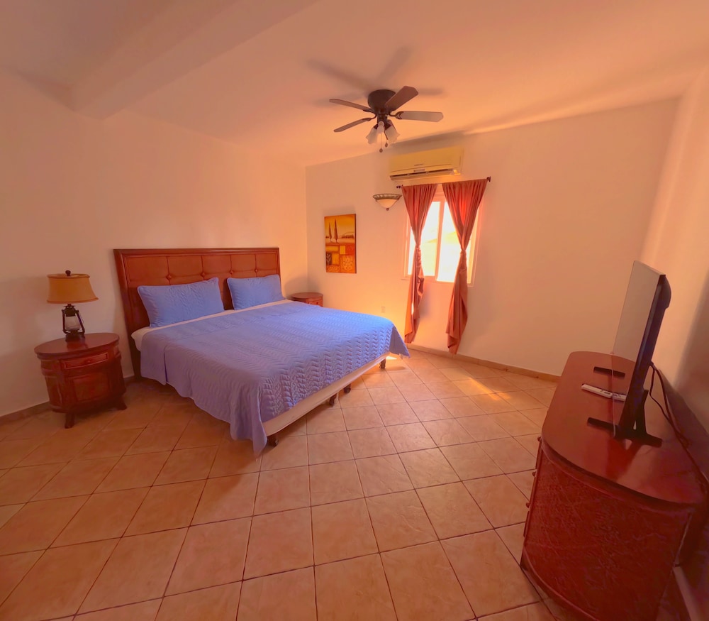 2 BEDROOMS, SUPERIOR, SUITE, NO ELEVATOR