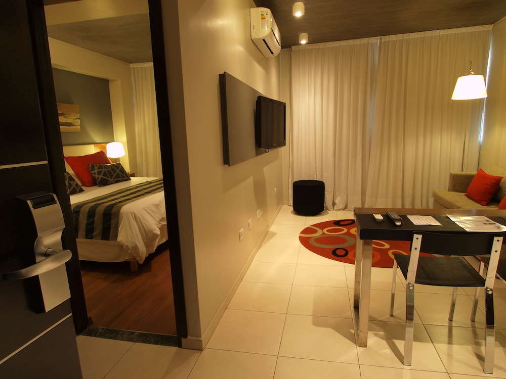 Amerian Tucuman Apart And Suites 24/44