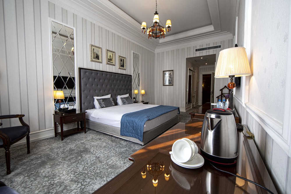 Sapphire City Hotel 19/52