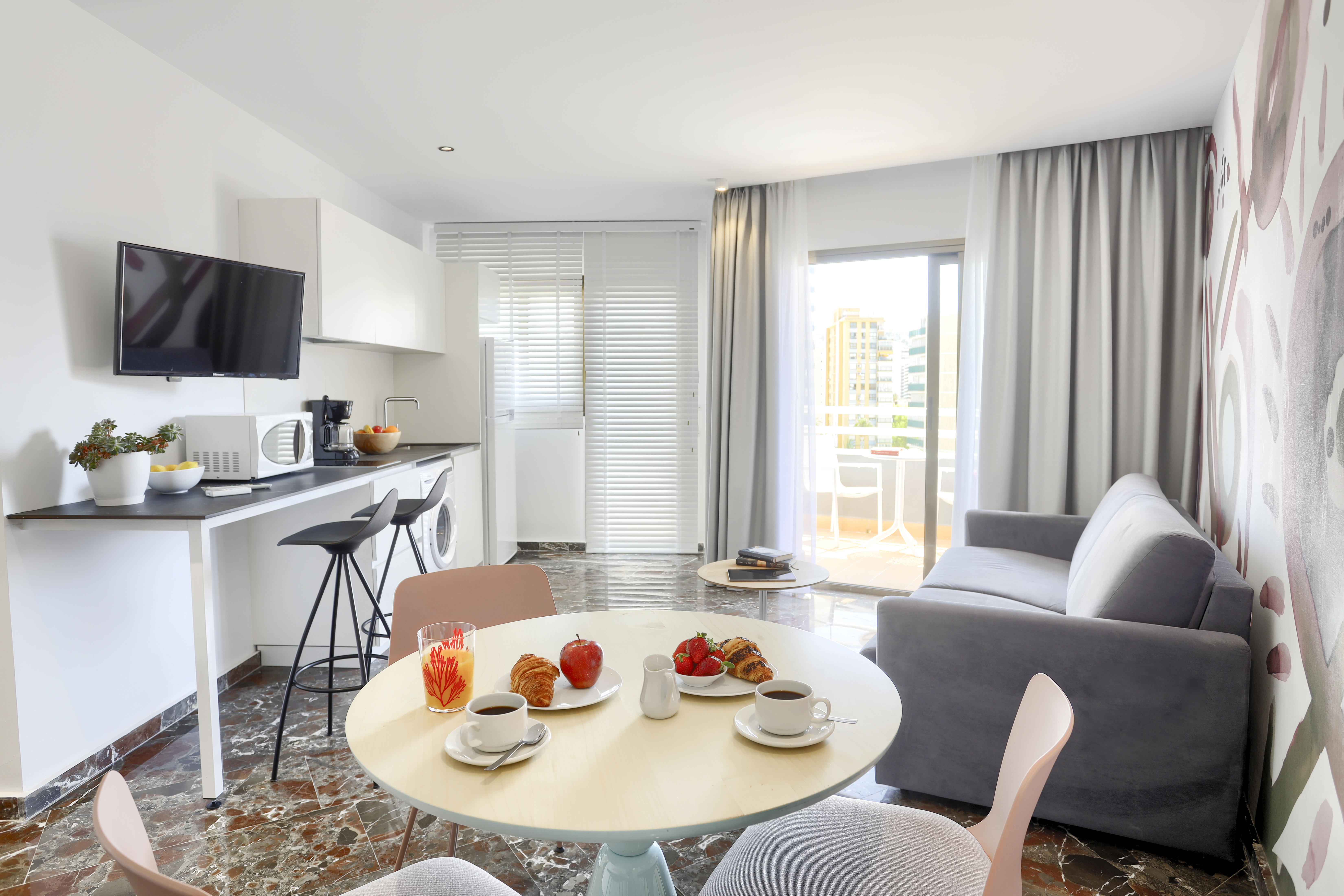 San Jaime Center Suites and Apartments 24/32
