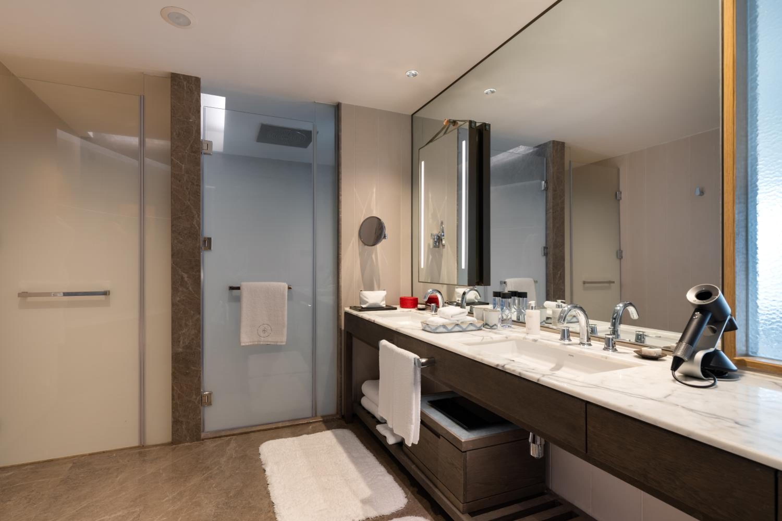 Suite, Panoramic Ocean View, with Pool