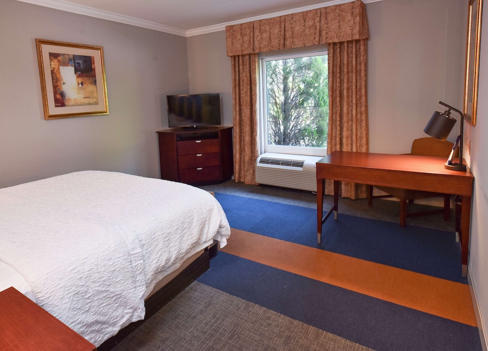 Hampton Inn Alexander City 11/27