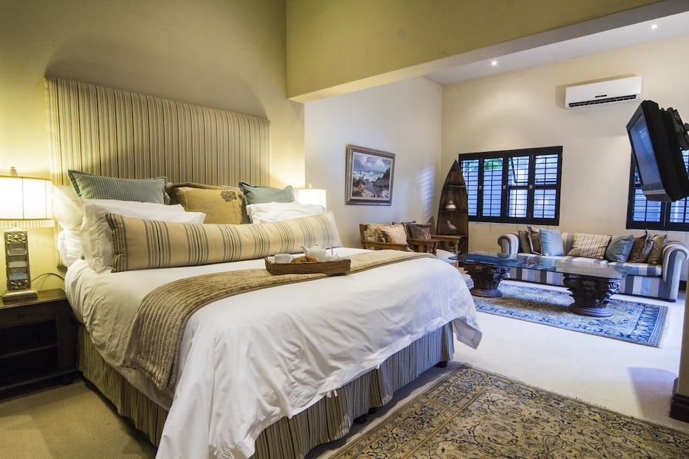 Cowrie Cove Guest House 11/50