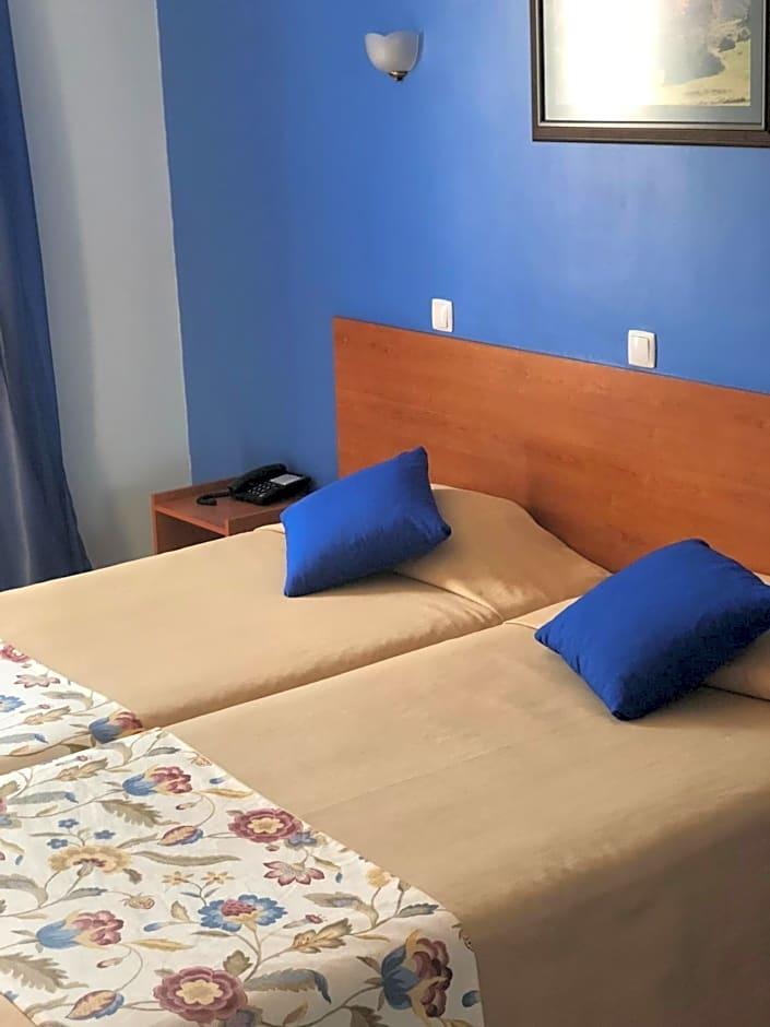 Imperio Hotel 17/56