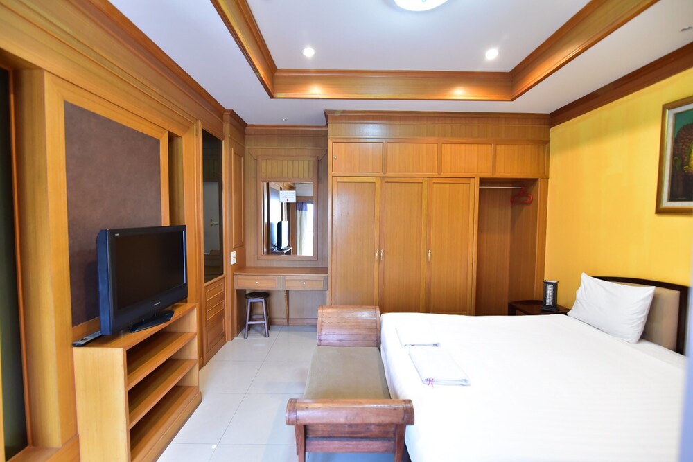 LaOr INN HUA HIN 28/51