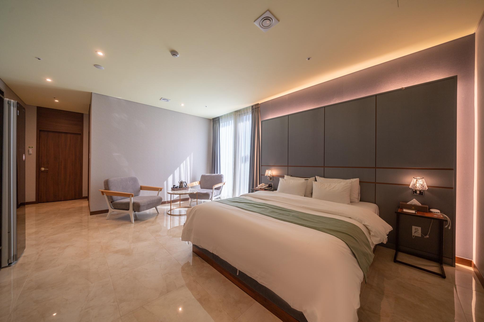 Space, Suite, Double Bed, Terrace
