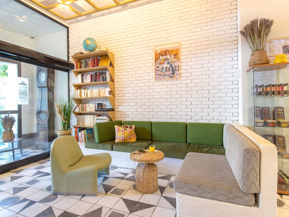 greet Hotel Marseille Centre Saint Charles 55/76