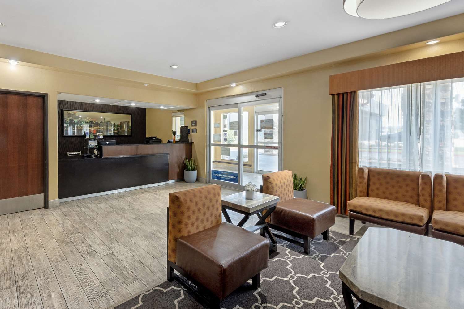 Best Western Greentree Inn & Suites 3/27