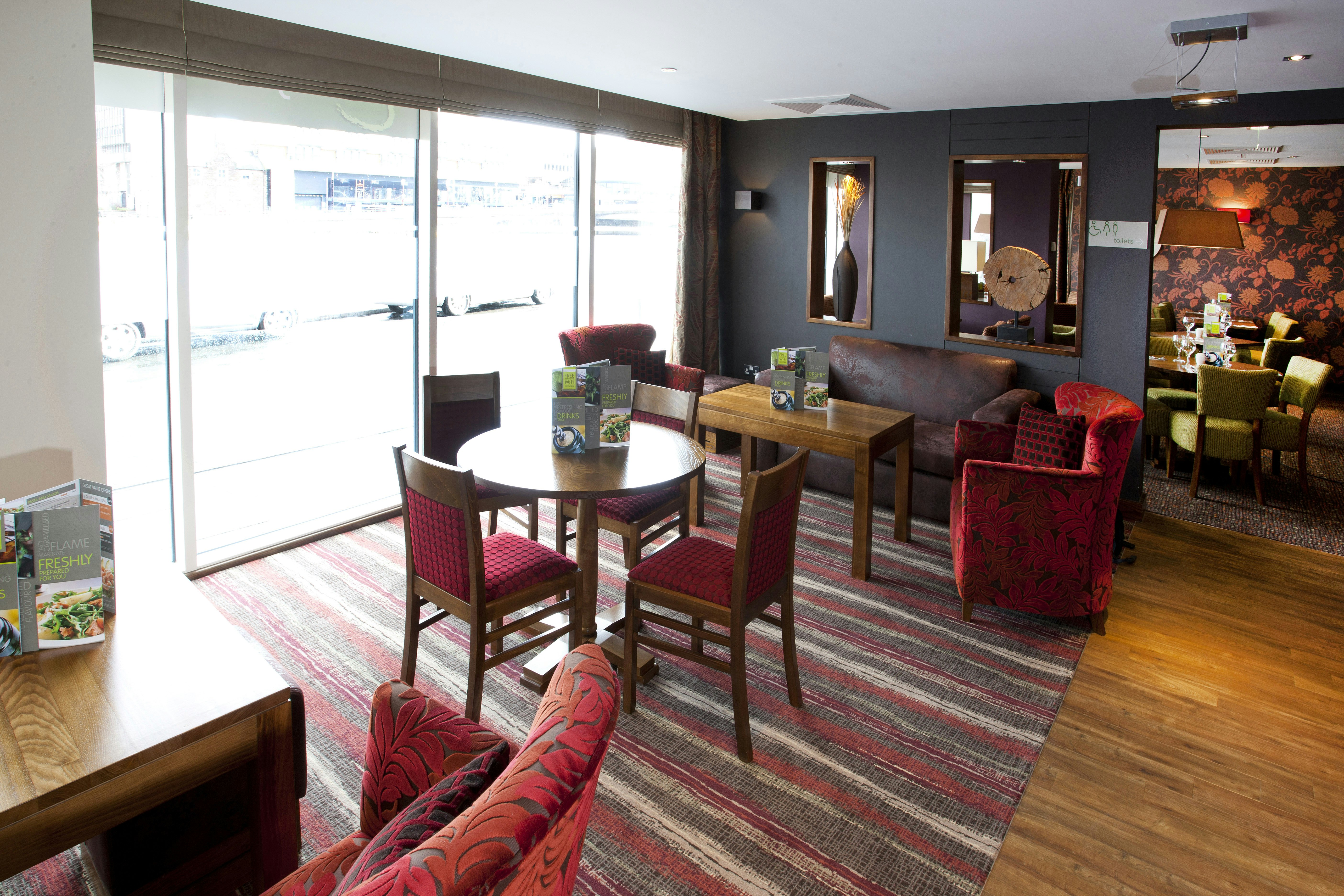 Premier Inn Inverness Centre (River Ness) 28/41