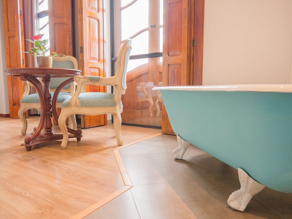 Boutique Hotel Casona D Alameda 40/63