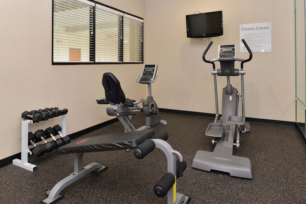Holiday Inn Montgomery Airport South 33/80