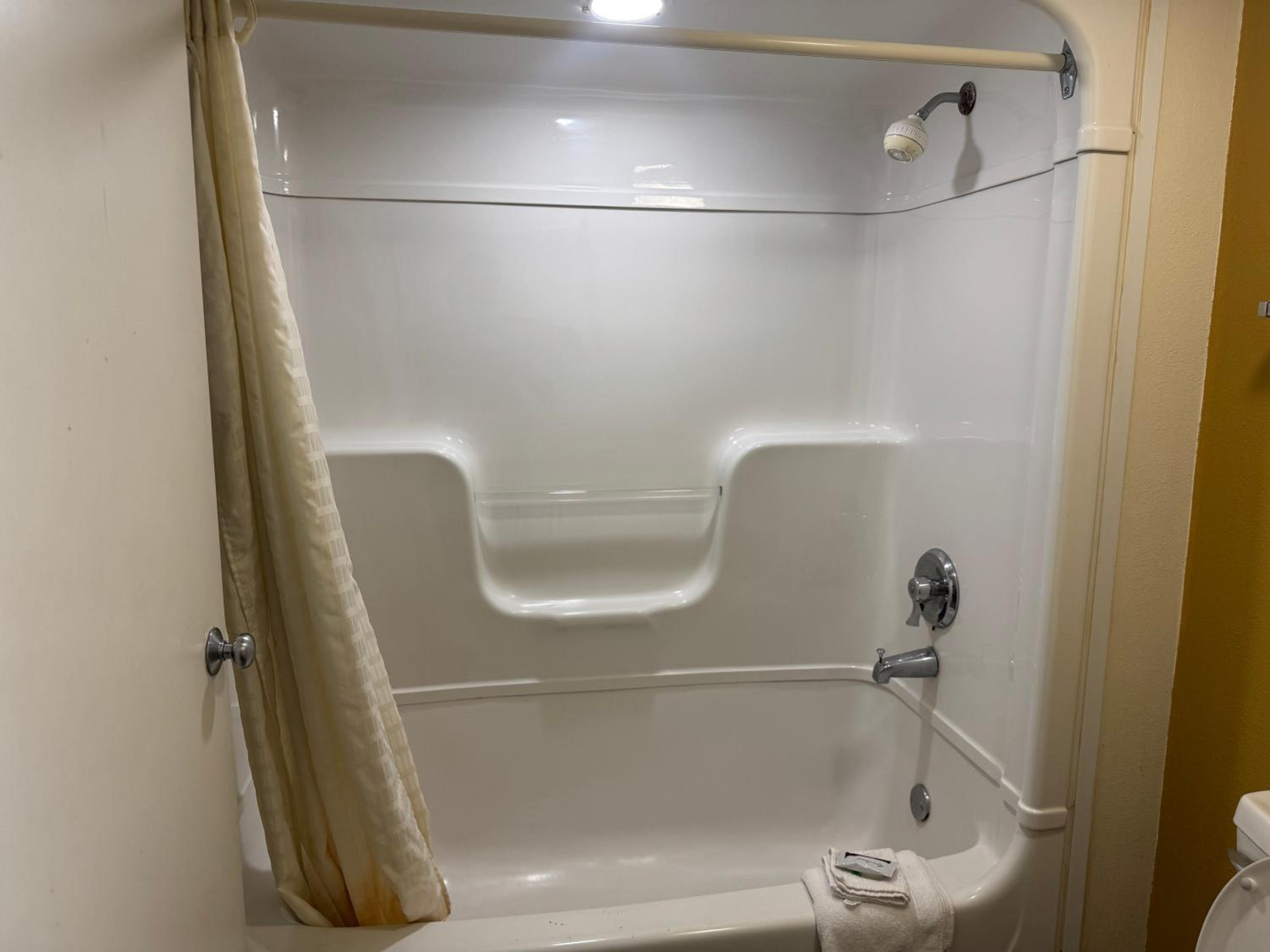 Travel Inn 37/37