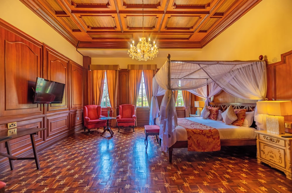 Muthu Sovereign Suites and Spa, Nairobi, Kenya 15/49