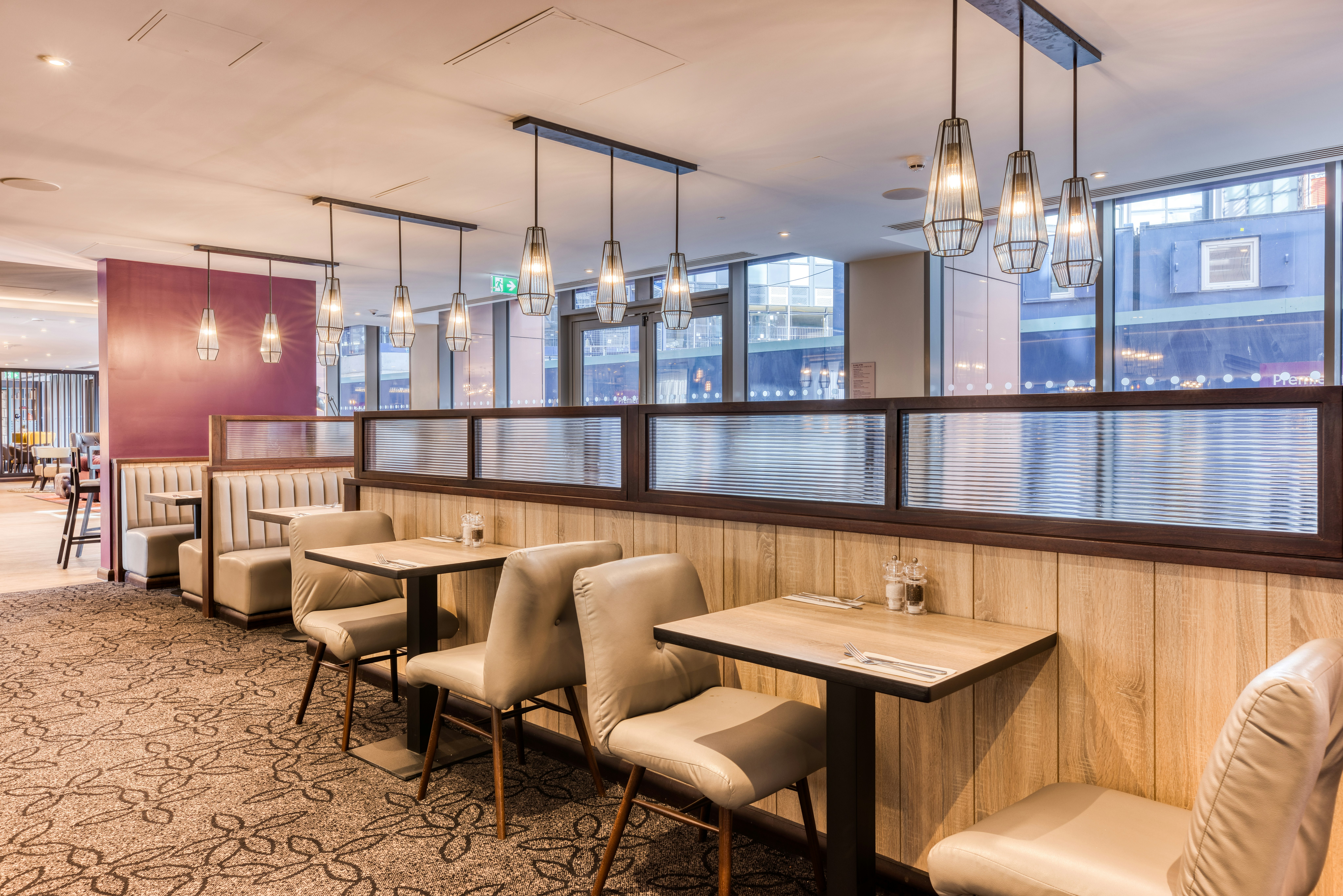 Premier Inn London Hammersmith (Talgarth Road) 28/31