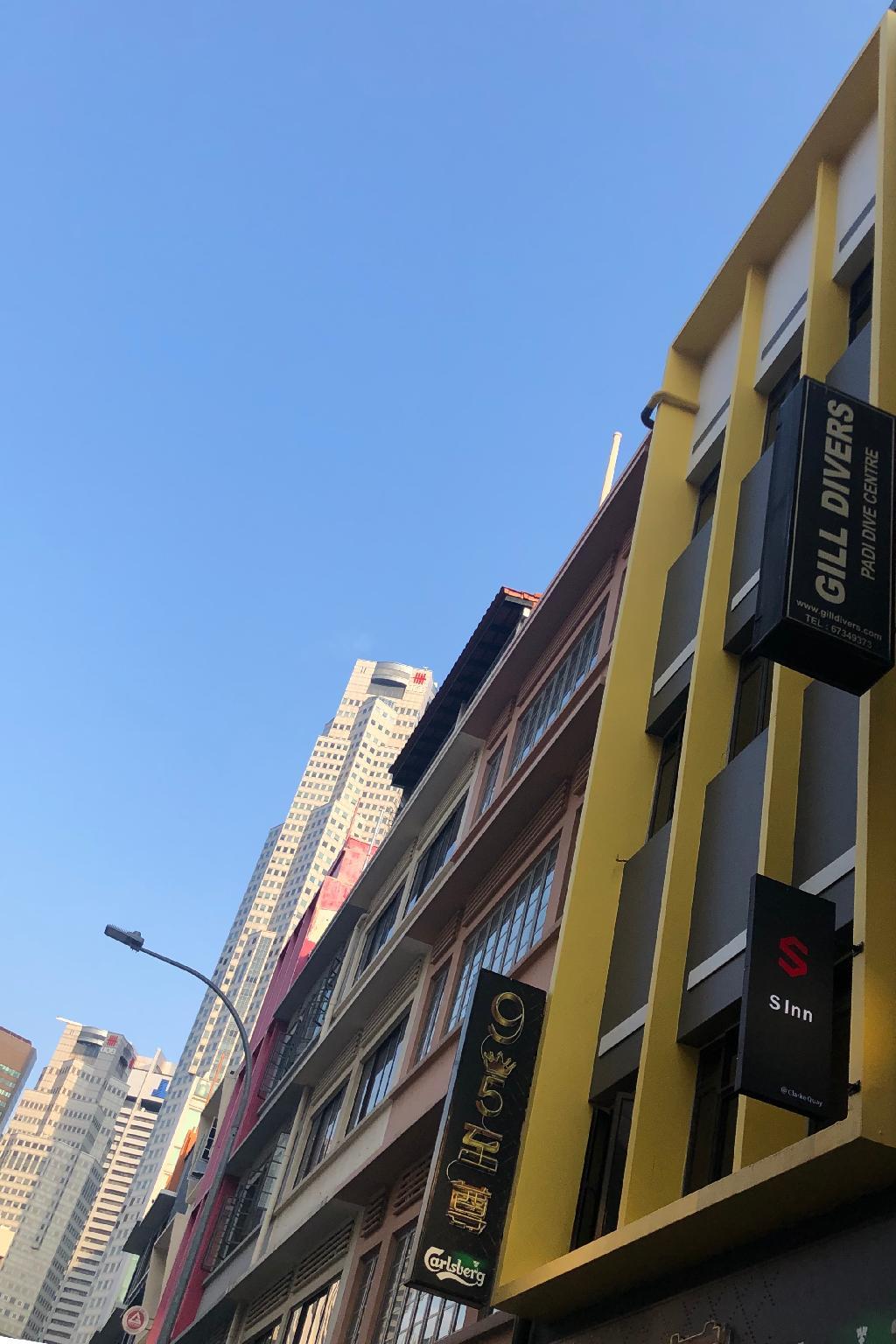 Bluewaters Pods 38 Hongkong St 4/40