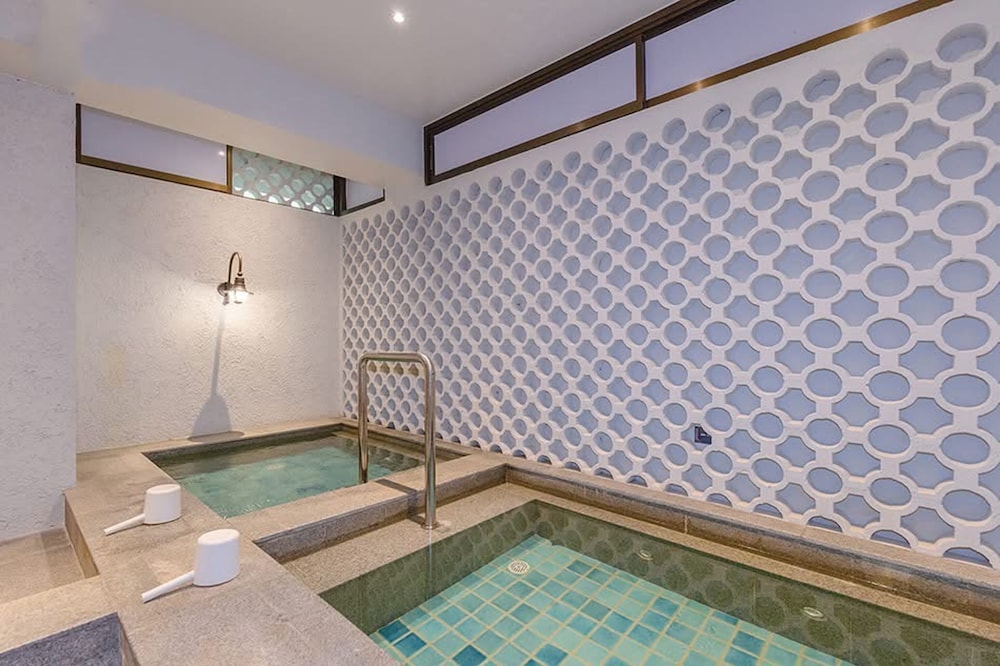 Balcony Courtyard Sriracha Hotel Serviced Apartments 24/50