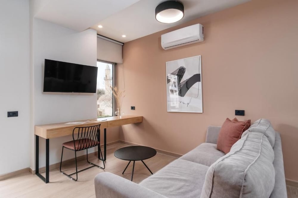 The City Hotel and Suites - Adults Only 45/61