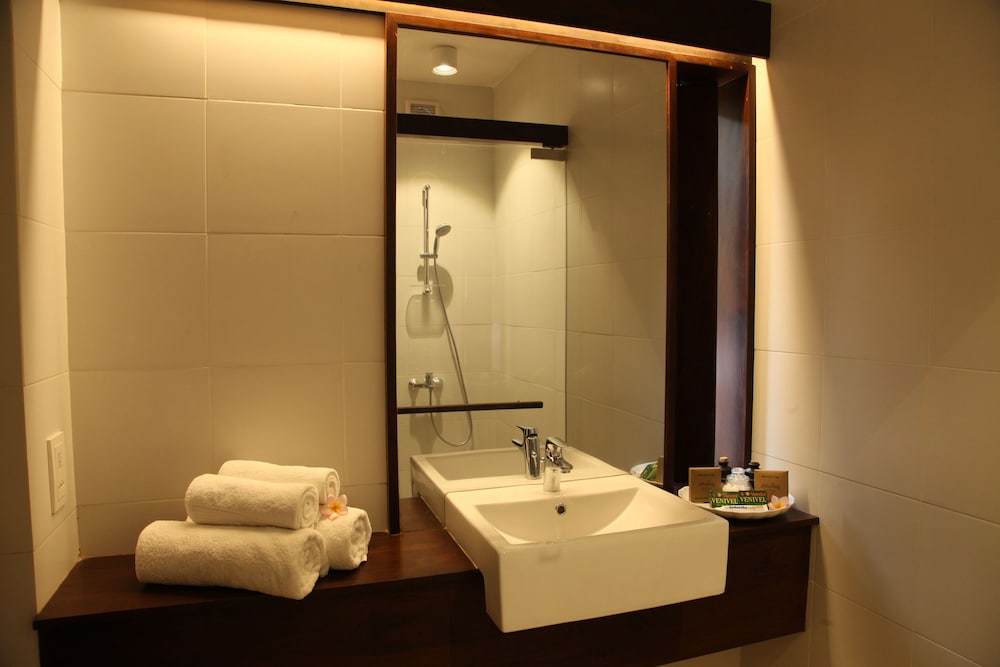 Jetwing Ayurveda Pavilions 50/50