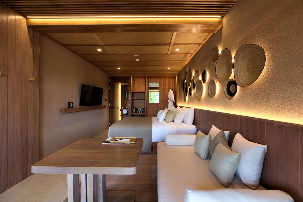 THE SPA RESORT 25/50