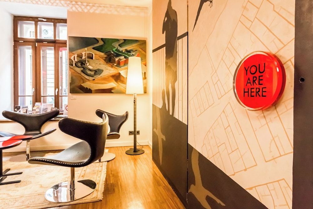 BOHEM ART HOTEL 43/59