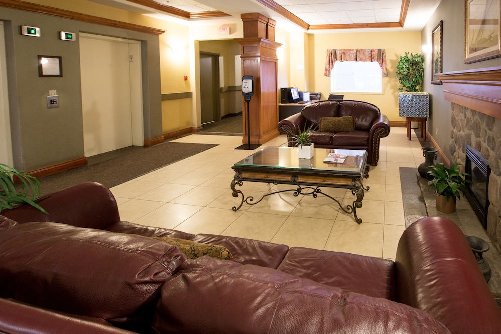 Merit Hotel And Suites 1/66