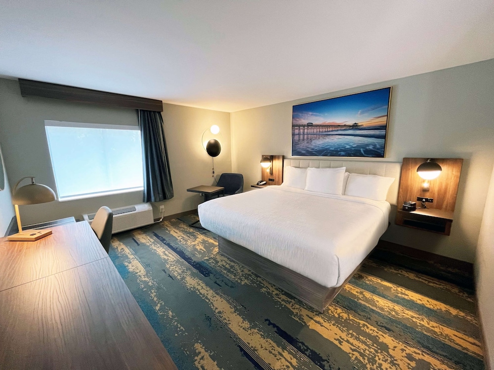 ROOM, KING BED, ACCESSIBLE
