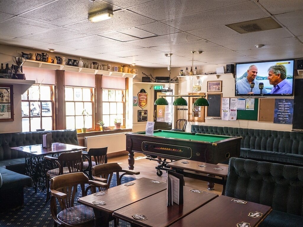 The Golf Tavern 12/15