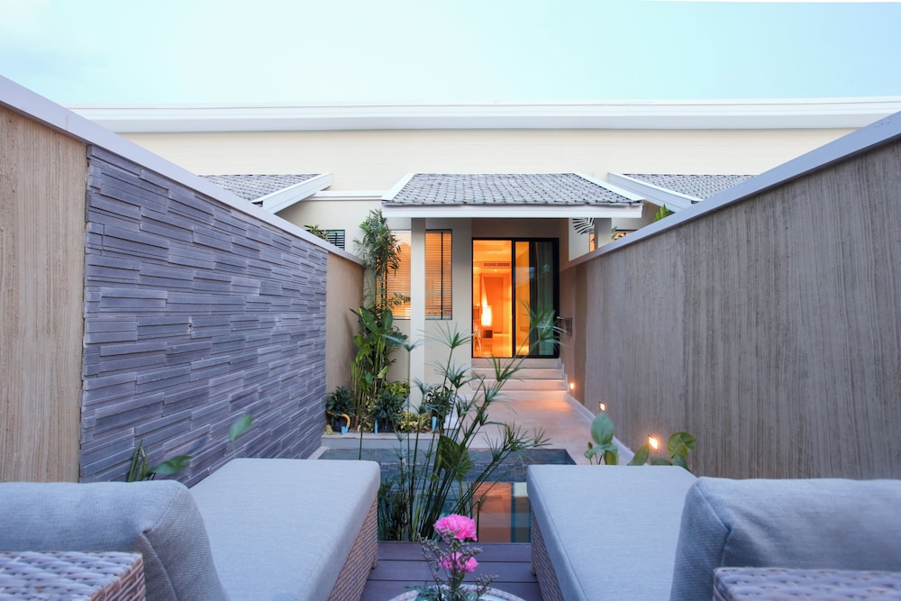 Craft Resort & Villas 49/69