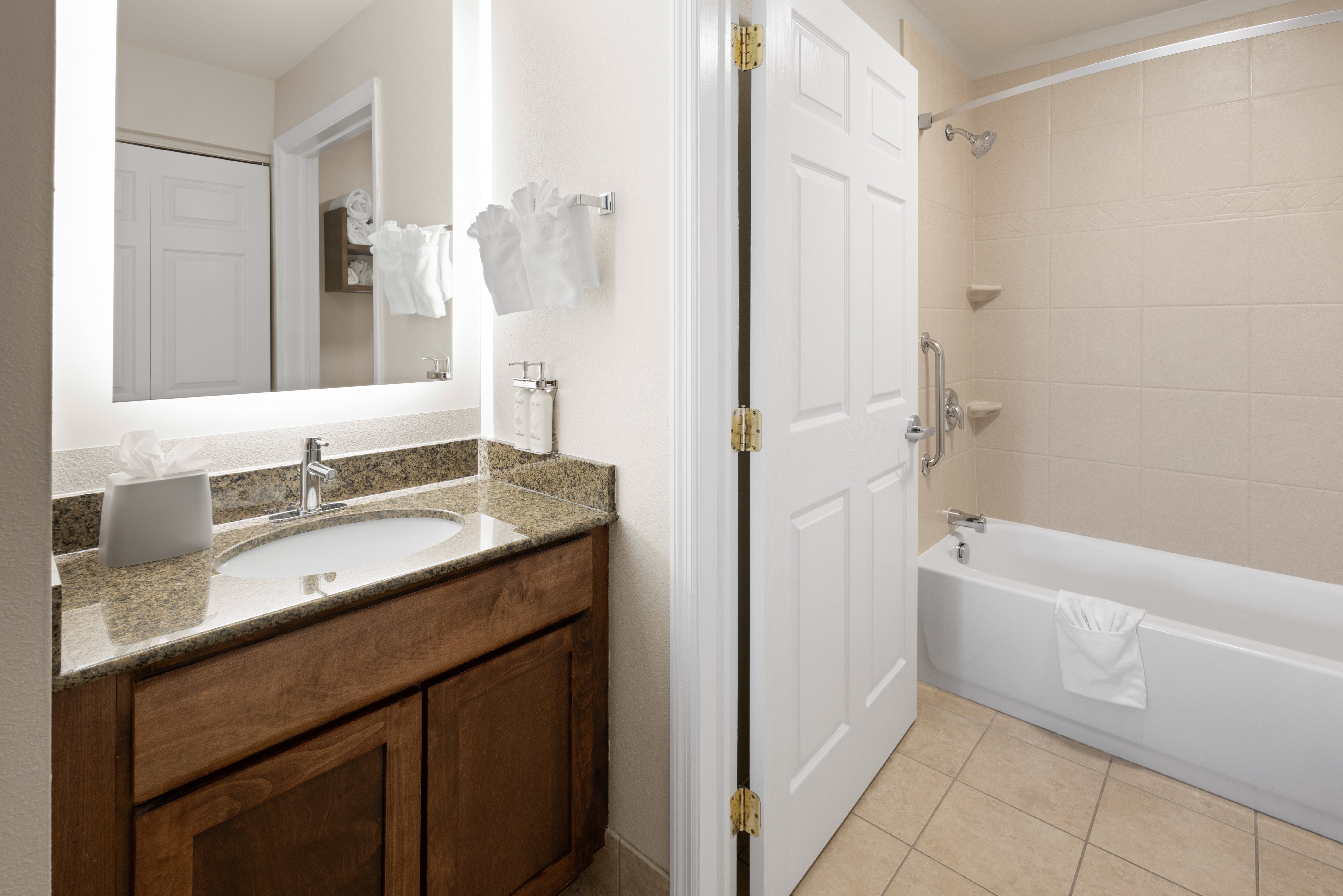 Staybridge Suites Harrisburg Hershey 75/79