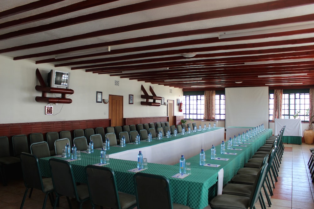 The Kenya Comfort Hotel Suites 71/78