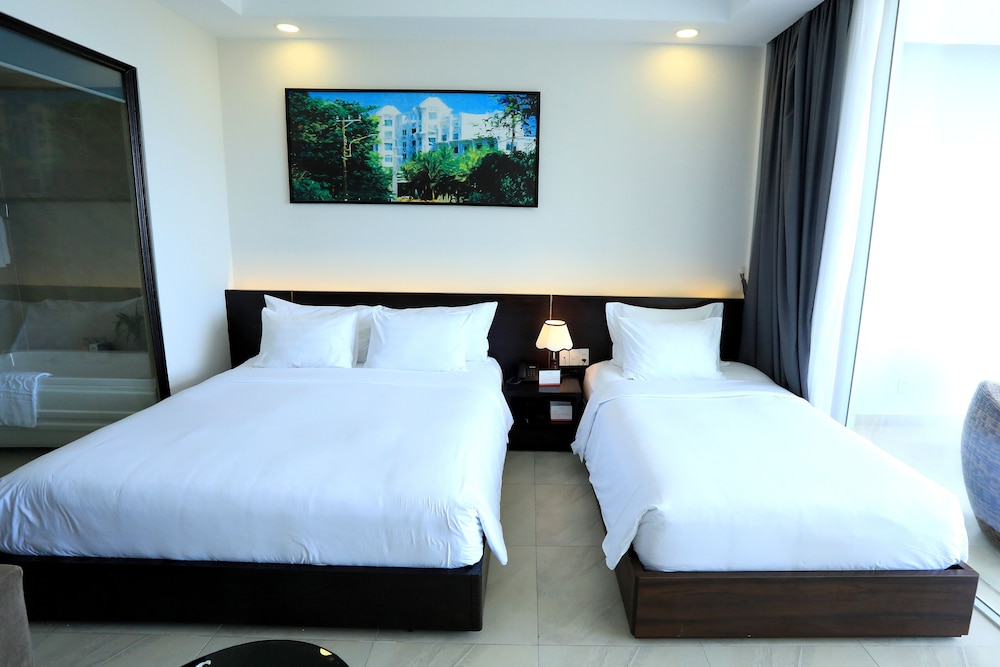 Orson Hotel and Resort Con Dao 8/50