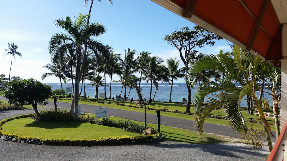 Bedarra Beach Inn 25/35
