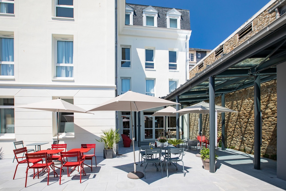 IBIS SAINT MALO PLAGE 58/66