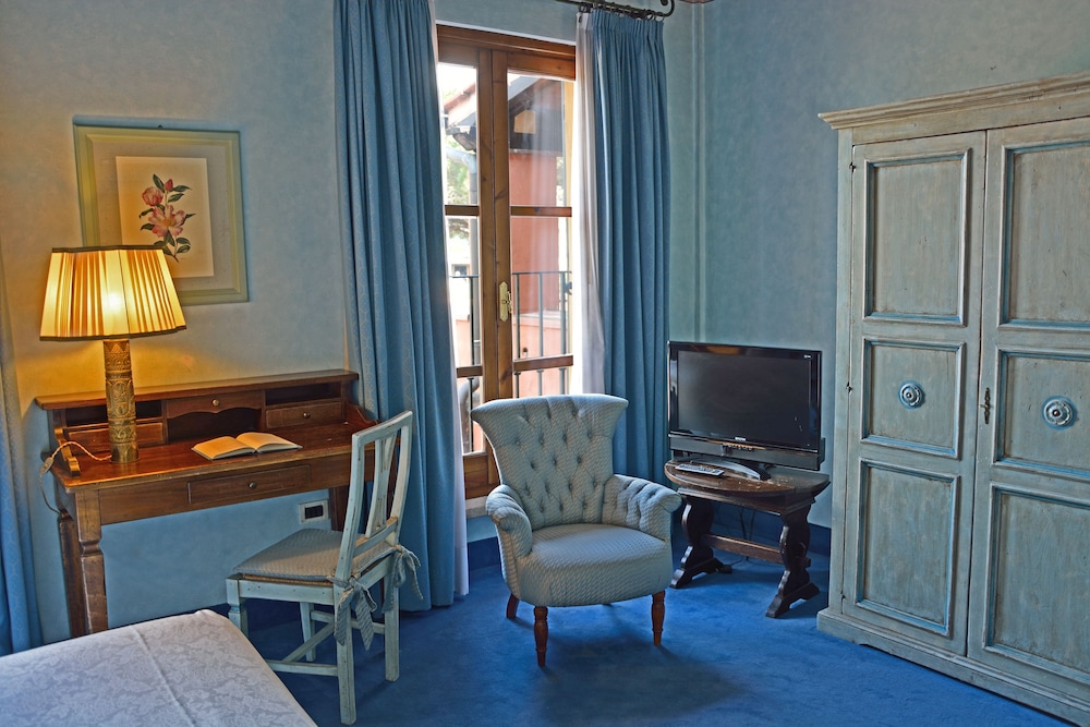 Boccaccio Hotel 46/65