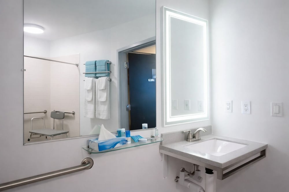 Athens Central Hotel 45/48