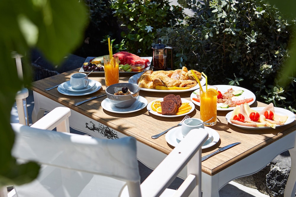 Amara Suites Santorini 34/50