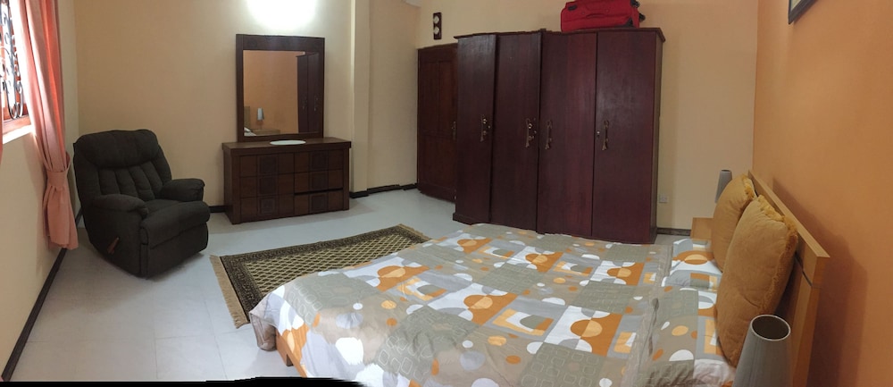 Resident View Homestay 12/33